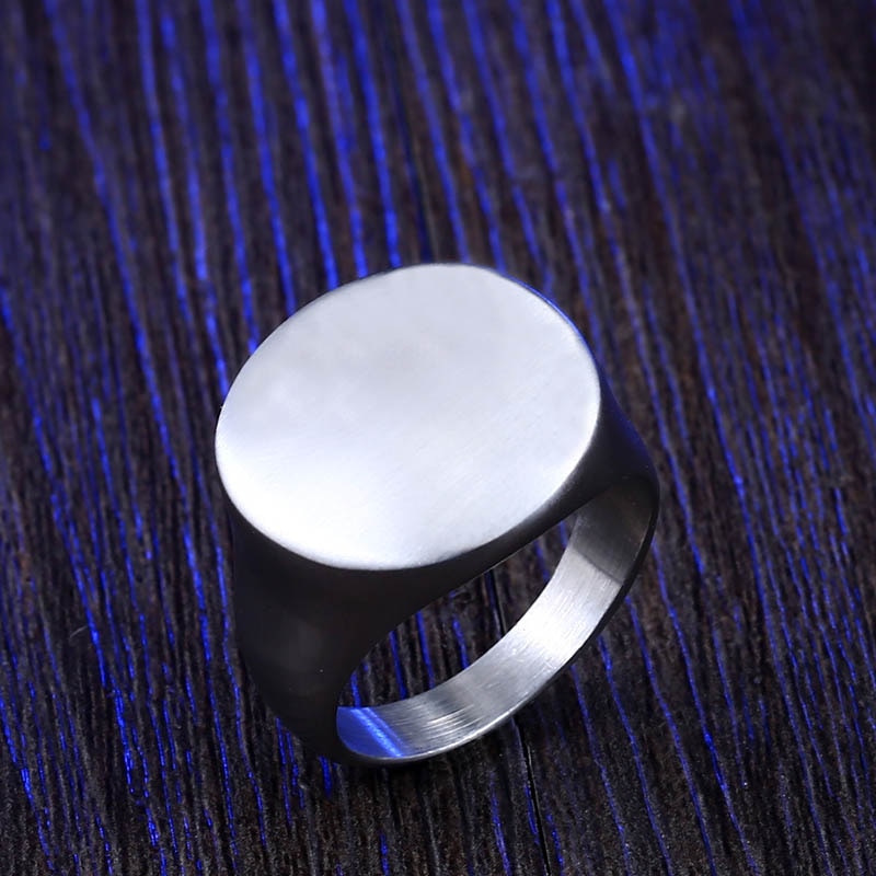 Unique Round Brushed Ring